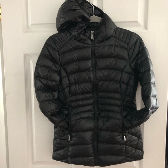 BCBGeneration  Down black lightweight Packable Hooded Zip up Jacket - Picture 7 of 13